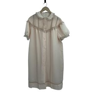 VTG Wendie Barbizon Peach Satin House Dress Button Front Large Lace Romantic